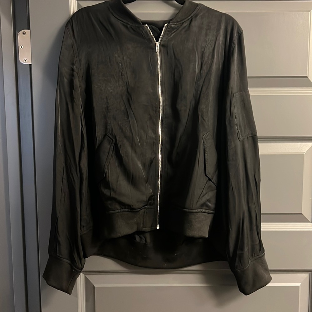 Bomber jacket